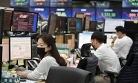 比特币向上触及90000美元 日内涨超8%